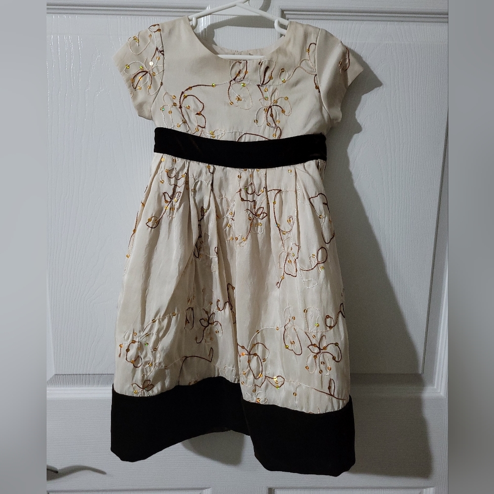 La Princess Girls Dress size 36M 3T